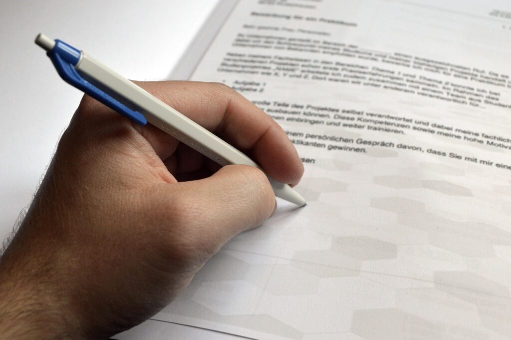 job search salary and benefits